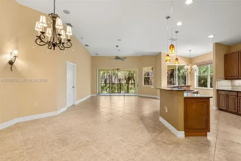 2016 Tarpon Bay Drive N Naples FL 34119