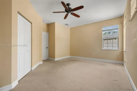 2016 Tarpon Bay Drive N Naples FL 34119