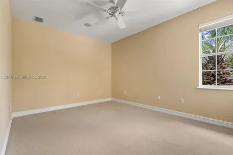 2016 Tarpon Bay Drive N Naples FL 34119