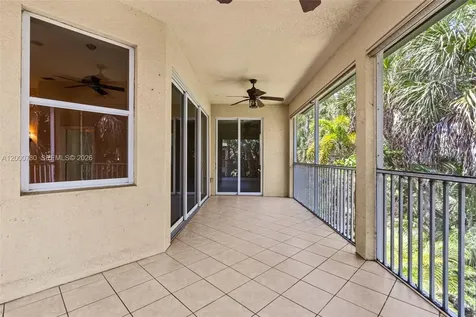 2016 Tarpon Bay Drive N Naples FL 34119