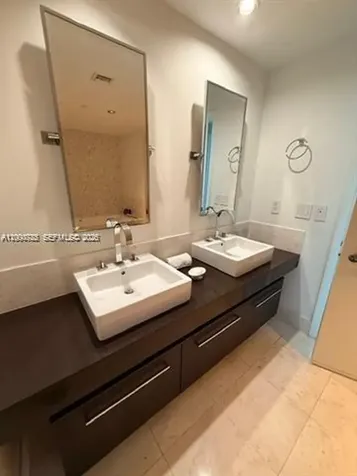 17121 Collins Avenue Sunny Isles Beach FL 33160