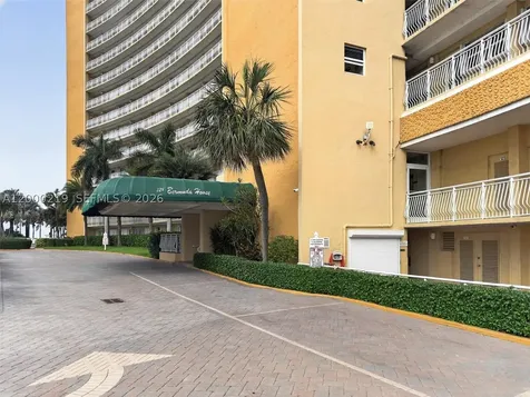 328 N Ocean Boulevard Pompano Beach FL 33062