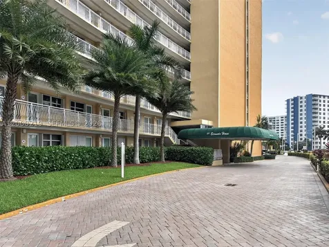 328 N Ocean Boulevard Pompano Beach FL 33062