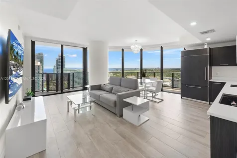 45 SW 9th Street Miami FL 33130