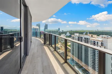 45 SW 9th Street Miami FL 33130
