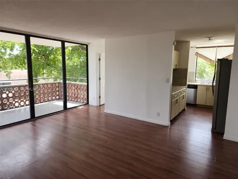 4222 Inverrary Boulevard Lauderhill FL 33319