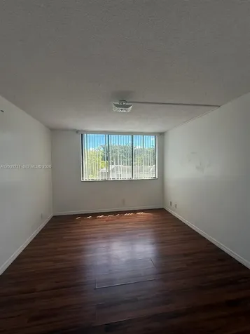 4222 Inverrary Boulevard Lauderhill FL 33319