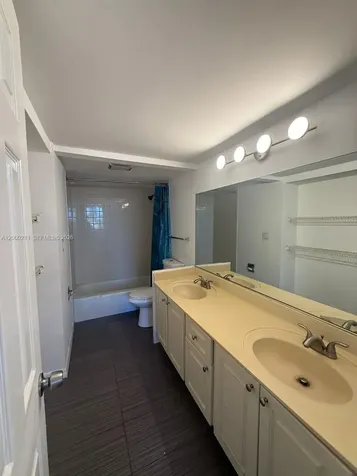 4222 Inverrary Boulevard Lauderhill FL 33319