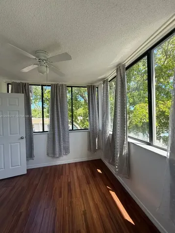 4222 Inverrary Boulevard Lauderhill FL 33319