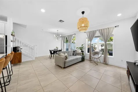 4349 Veleiros Avenue Deerfield Beach FL 33064