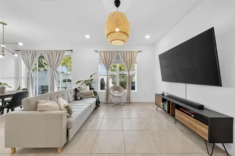 4349 Veleiros Avenue Deerfield Beach FL 33064