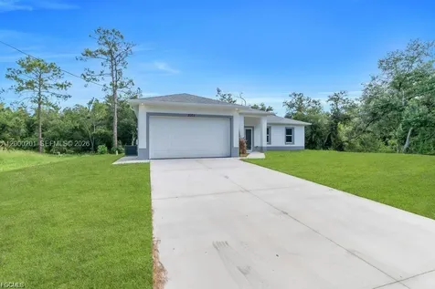 2003 E 14th Street Lehigh Acres FL 33972