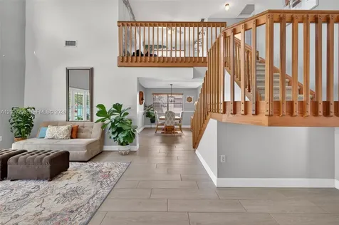 15620 Gauntlet Hall Manor Davie FL 33331