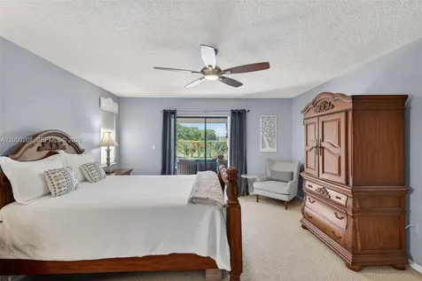 15620 Gauntlet Hall Manor Davie FL 33331