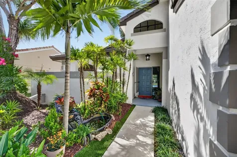 15620 Gauntlet Hall Manor Davie FL 33331