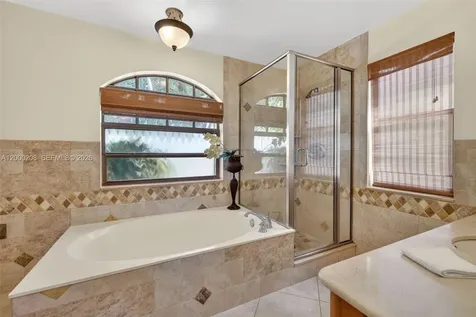 15620 Gauntlet Hall Manor Davie FL 33331