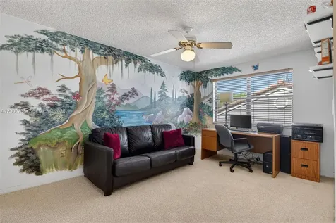 15620 Gauntlet Hall Manor Davie FL 33331