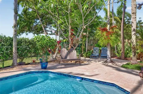 15620 Gauntlet Hall Manor Davie FL 33331