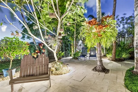 15620 Gauntlet Hall Manor Davie FL 33331