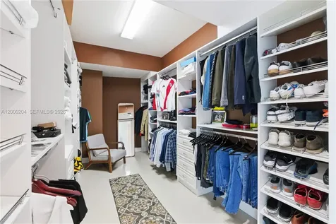 1090 NW N River Drive Miami FL 33136