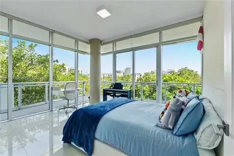 1090 NW N River Drive Miami FL 33136