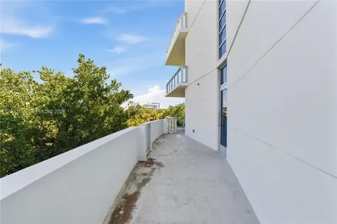 1090 NW N River Drive Miami FL 33136