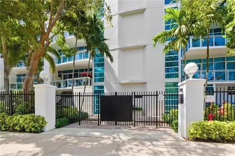 1090 NW N River Drive Miami FL 33136