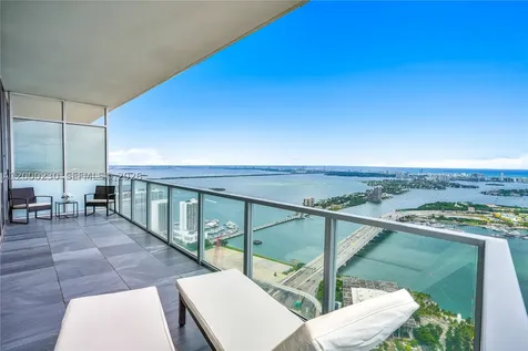 1100 Biscayne Boulevard Miami FL 33132