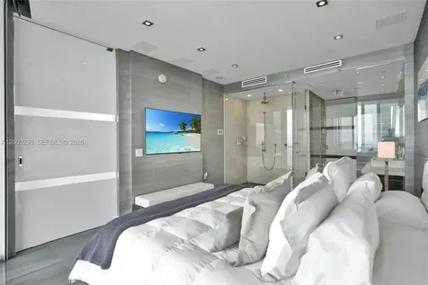 1100 Biscayne Boulevard Miami FL 33132