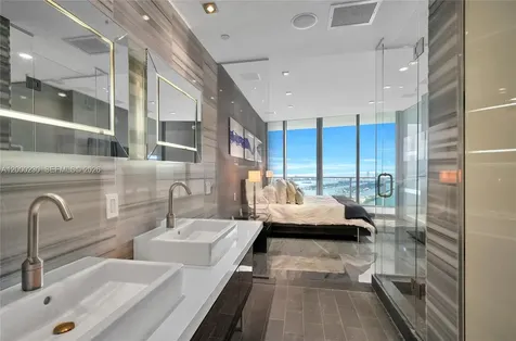 1100 Biscayne Boulevard Miami FL 33132