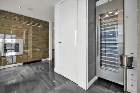 1100 Biscayne Boulevard Miami FL 33132