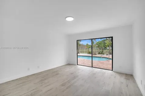 8694 Kimble Way Boca Raton FL 33433