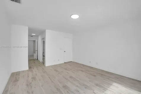 8694 Kimble Way Boca Raton FL 33433