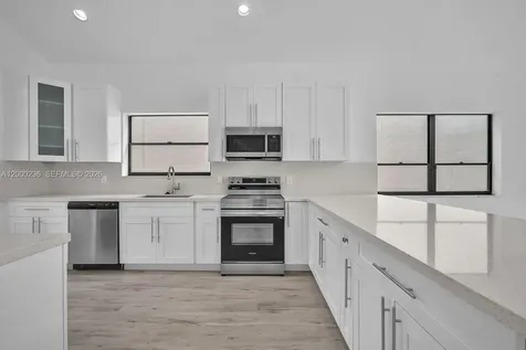 8694 Kimble Way Boca Raton FL 33433