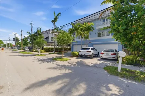 832 N Victoria Park Road Fort Lauderdale FL 33304