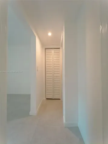 3676 Oak Avenue Miami FL 33133
