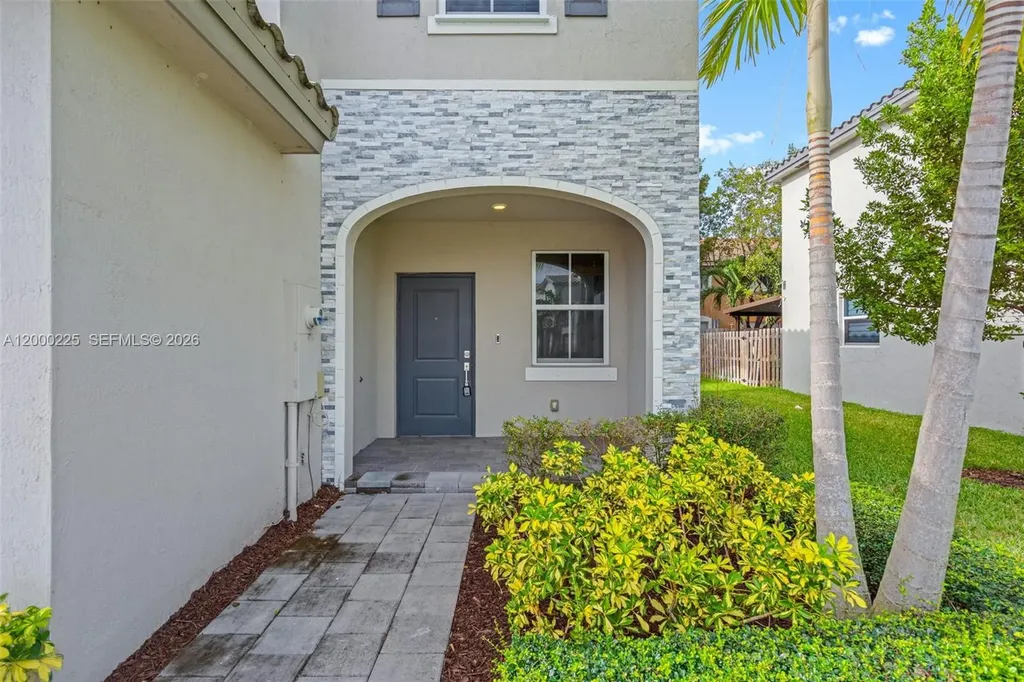 1100 SE 26 Terrace Homestead FL 33035