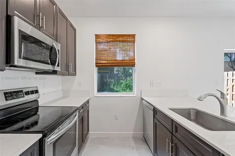 1100 SE 26 Terrace Homestead FL 33035