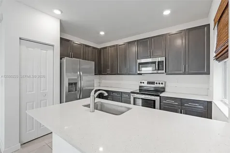 1100 SE 26 Terrace Homestead FL 33035