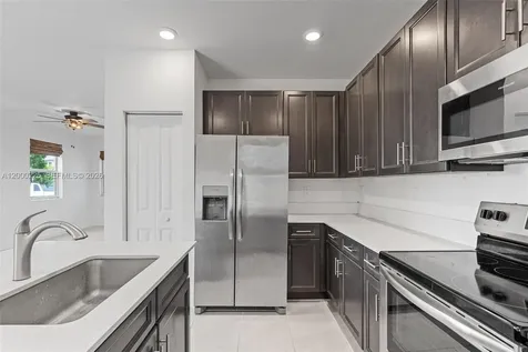 1100 SE 26 Terrace Homestead FL 33035