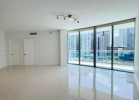 350 S Miami Avenue Miami FL 33130