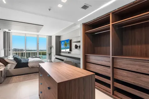 Sunny Isles Beach FL 33160