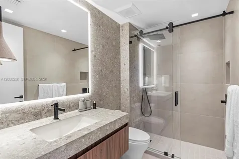 Sunny Isles Beach FL 33160