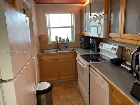 250 Layne Boulevard Hallandale Beach FL 33009