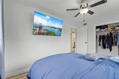 2485 NW 84th Way Sunrise FL 33322