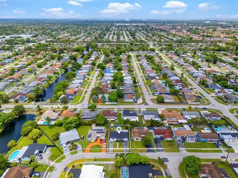 2485 NW 84th Way Sunrise FL 33322