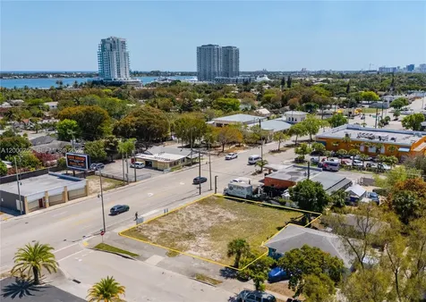 5179 Broadway West Palm Beach FL 33407