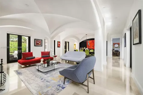 475 Amalfi Avenue Coral Gables FL 33146
