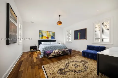 475 Amalfi Avenue Coral Gables FL 33146