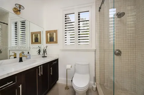 475 Amalfi Avenue Coral Gables FL 33146